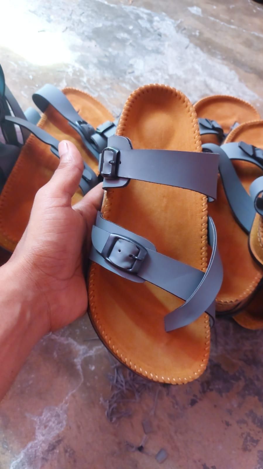 Mens Adjustable Leather Slide Sandals Comfortable Lightweight Summer Memory Foam Sandals Casual Beach Slip On Sandals for Men Indoor & Outdoor