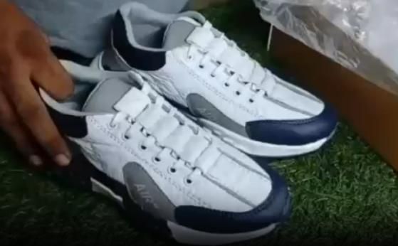 Soulsfeng Tactical Boots for Men and Women Lightweight Sneaker Boots Work Hiking Military Booties